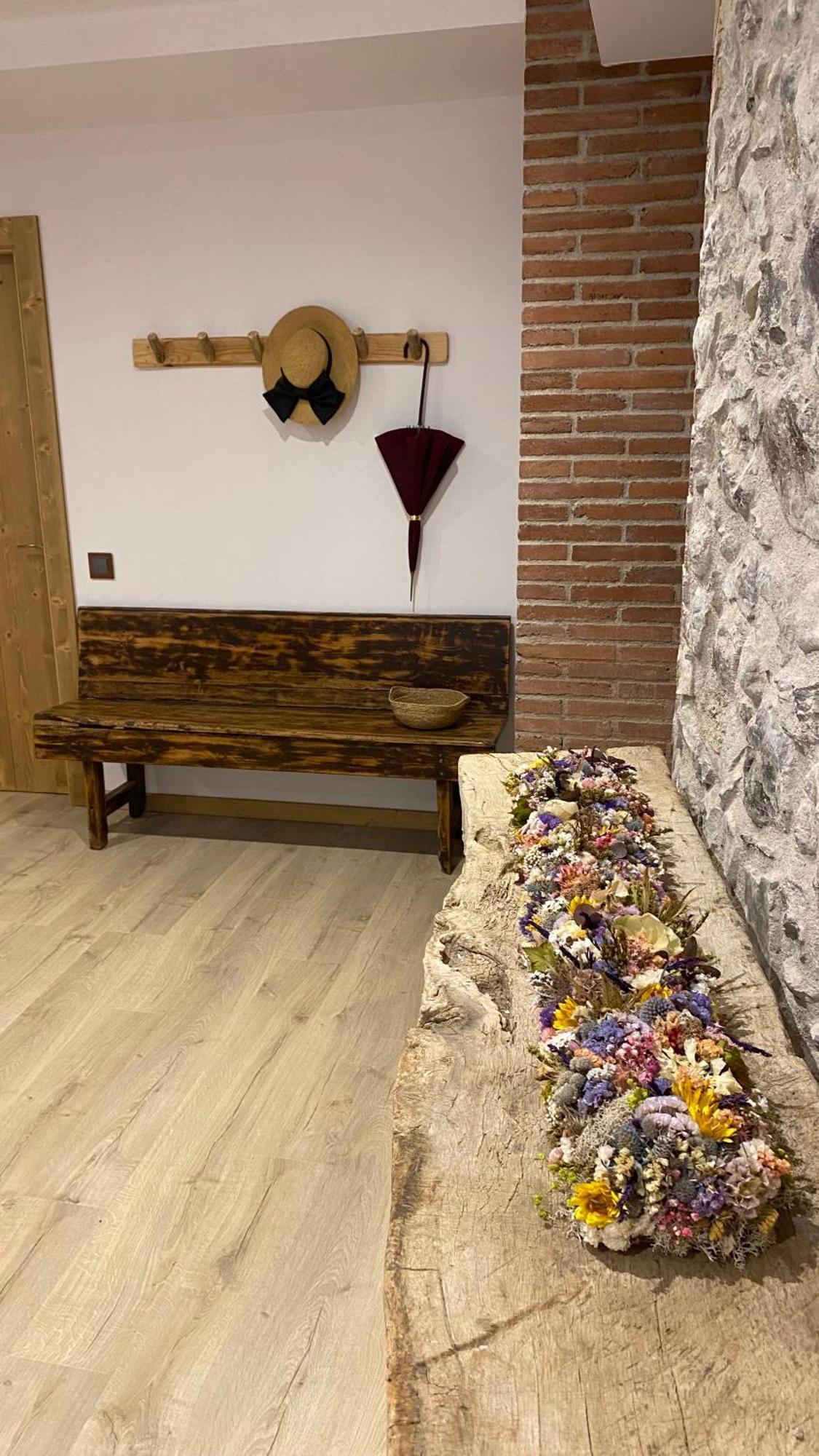 Pis Turistic De 170 M2 A La Placa Porxada De Bagá Exterior foto